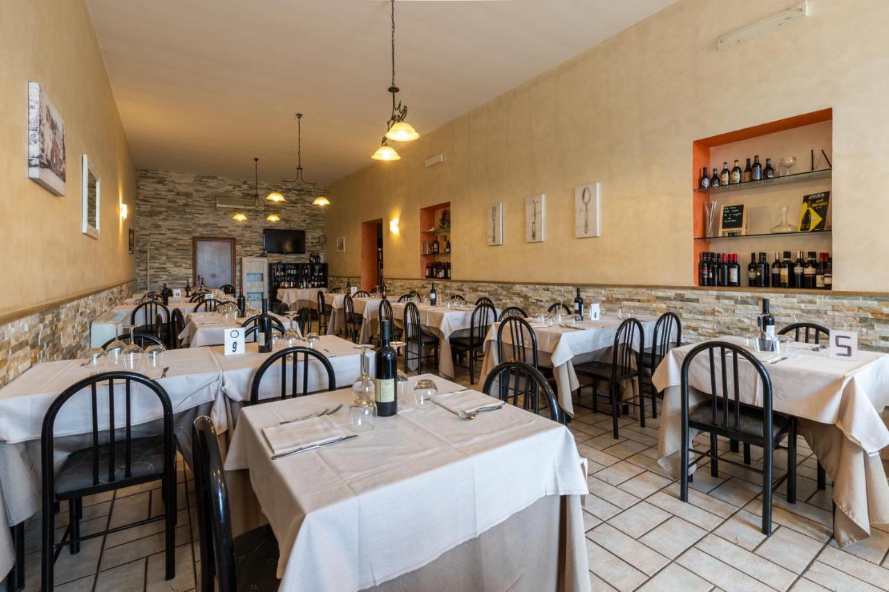 Il Contado B&B Castel Sant'Elia Exterior photo